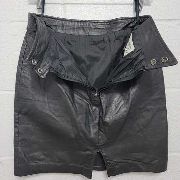 Black Leather Mini Skirt - Picture 8 of 10